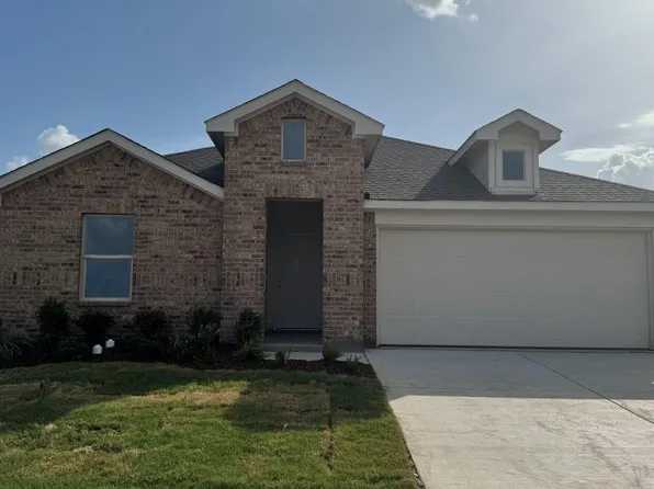 8409 Bluebonnet Bend Rd, Fort Worth, TX 76131