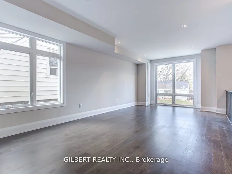 35B Marquette Ave — Photo 3