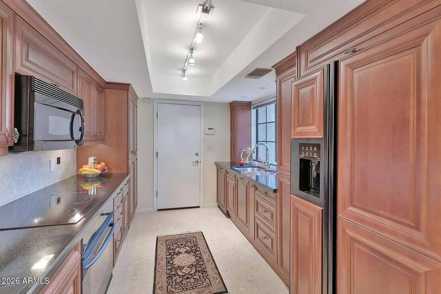 2 bed, 2.5 bath, 1374 sqft, $2,395 — Photo 3