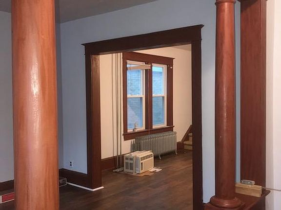 4th image of 49 Evelyn Ave