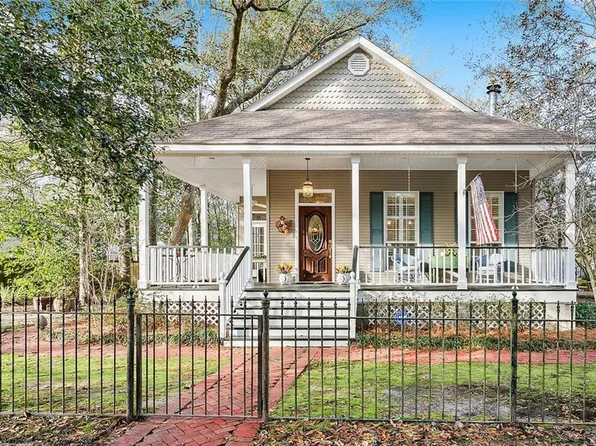22189 13th St, Abita Springs, LA 70420