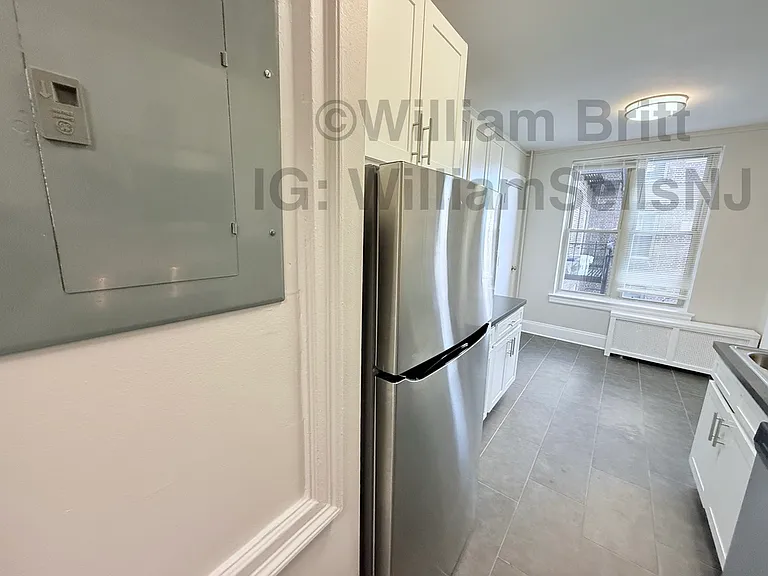 36 State St #2G — Photo 7