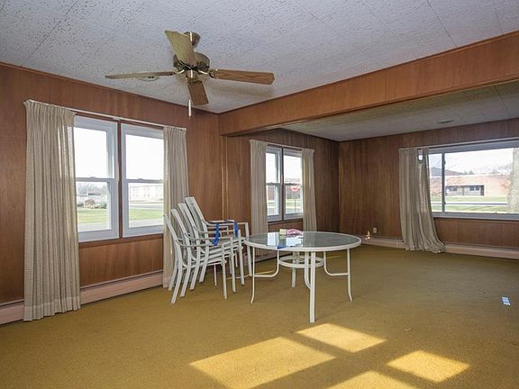 5th image of 149 W Park Ave