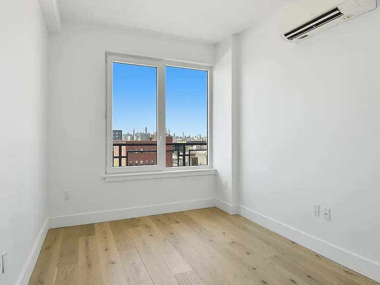 343 Himrod St #708 — Photo 9