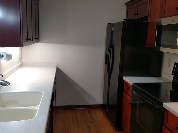 3rd image of 2306 E Edgewood Ave #2306