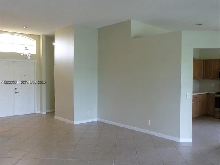 1139 Chenille Cir — Photo 24