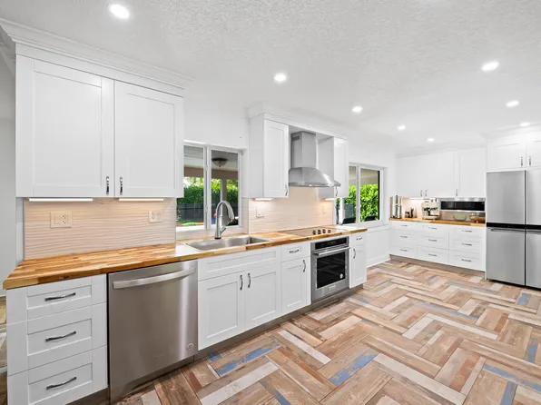 3333 NW 26th Court, Boca Raton, FL 33434