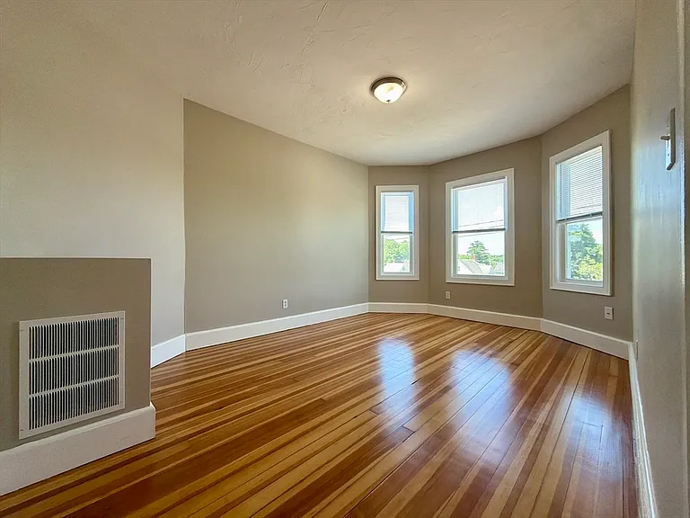 630 Metropolitan Ave #3 — Photo 3
