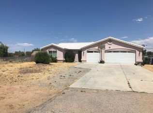 15903 Wichita Rd, Apple Valley, CA 92307