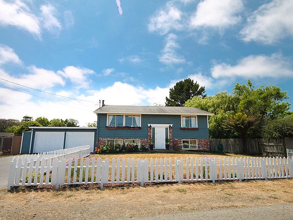 2nd image of 221 Lakeview Dr