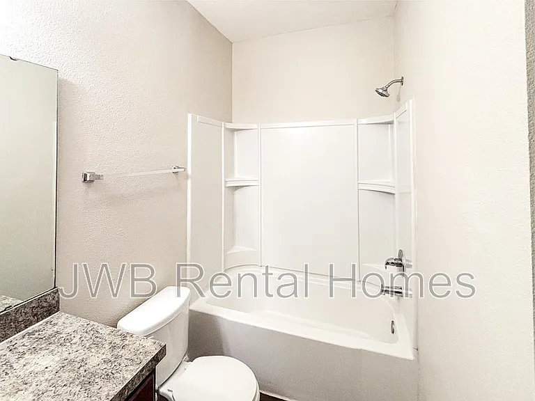 8520 Cocoa Ave — Photo 9