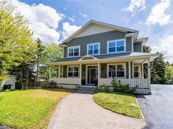 9 Browns Lane, Conception Bay South, NL A1W4C3