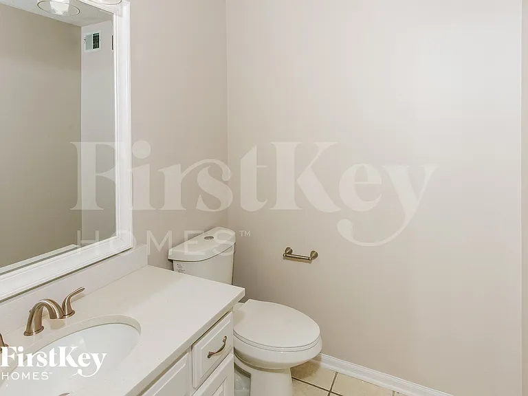 15541 Pine Rdg — Photo 15