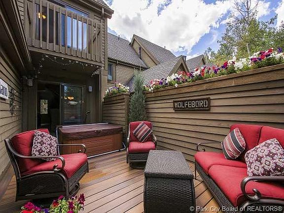 2nd image of 3160 Deer Valley Dr #4