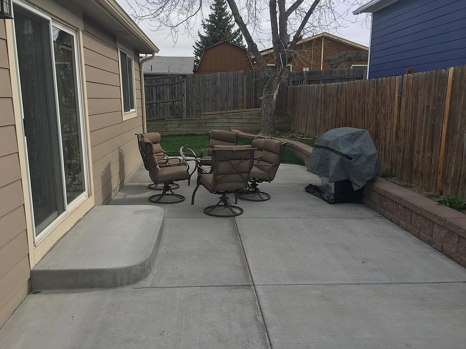 2nd image of 2424 Hoyt Dr