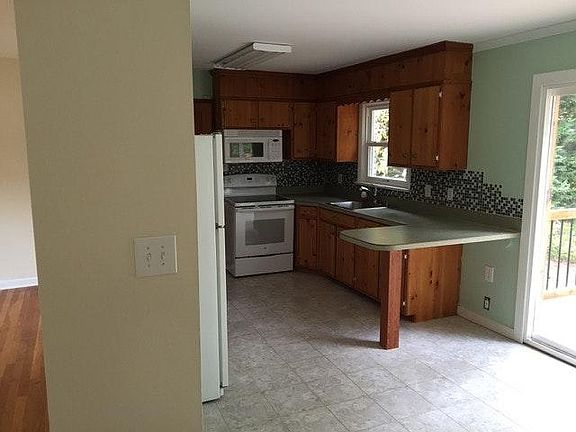 4th image of 429 Nicewood Dr