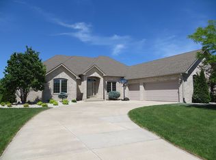 9610 82nd Pl, Pleasant Prairie, WI 53158