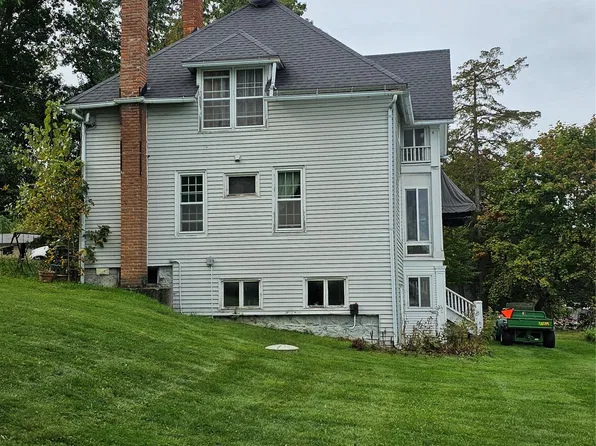 1776 Eagle Point Rd, Clarklake, MI 49234