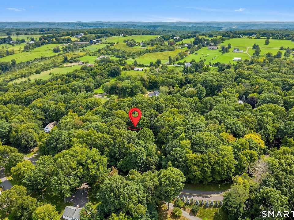 1st image of 16 Jonathan Drive