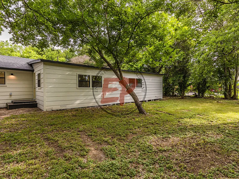 207 Joel Hooper Dr — Photo 8