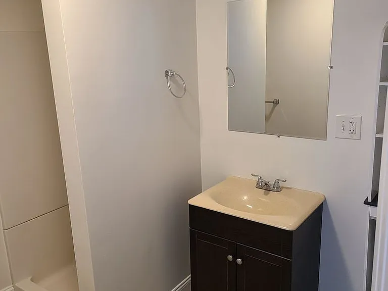 5 Farrington Ave #2B — Photo 10