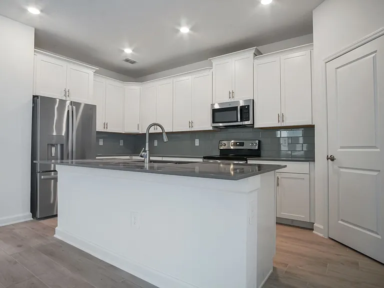 3083 Camden Way — Photo 3