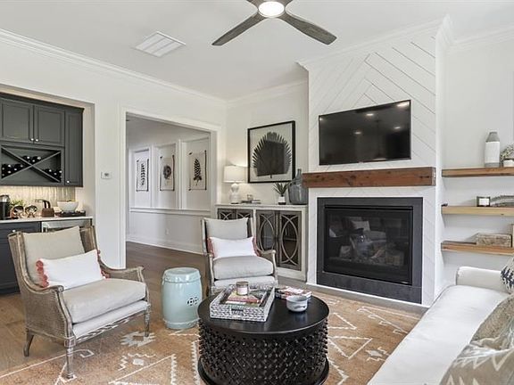 4th image of 4180 Avid Park NE #8