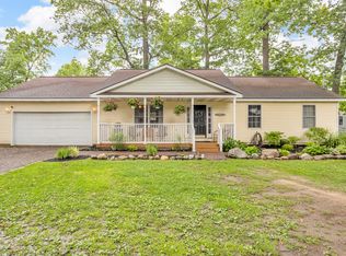 2151 Glenwood Ct, Brooklyn, MI 49230