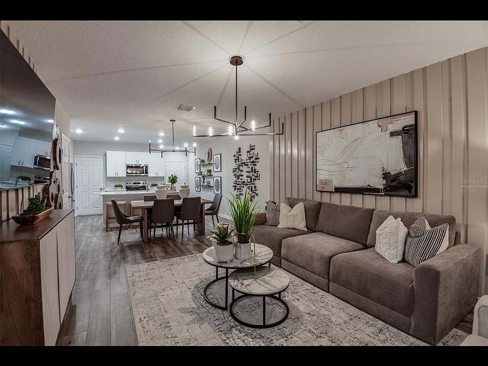 1st image of 3734 King Hill Dr #3/3