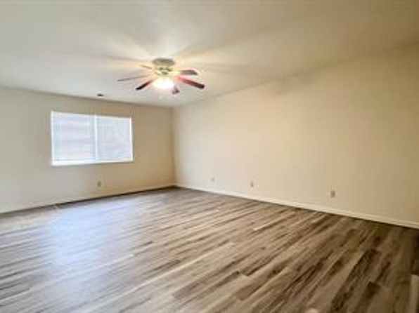 23765 Roulette Rd APT 2B, Waynesville, MO 65583