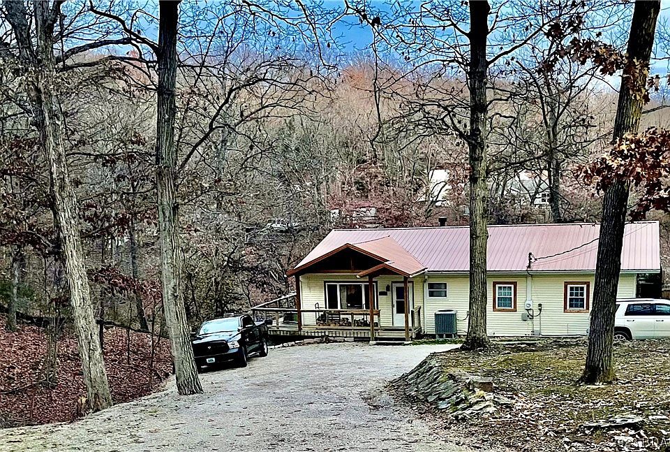 1st image of 31801 Karen Rd