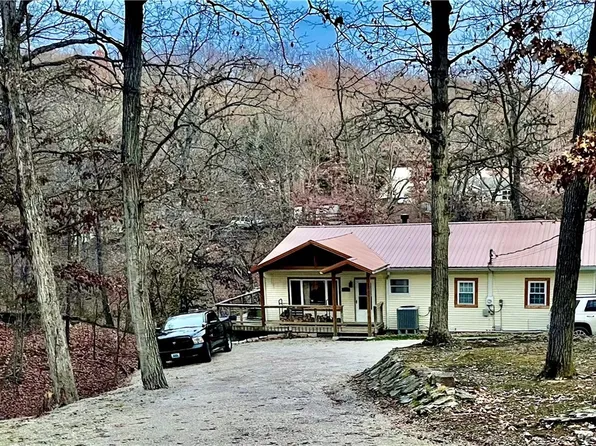 31801 Karen Rd, Gravois Mills, MO 65037