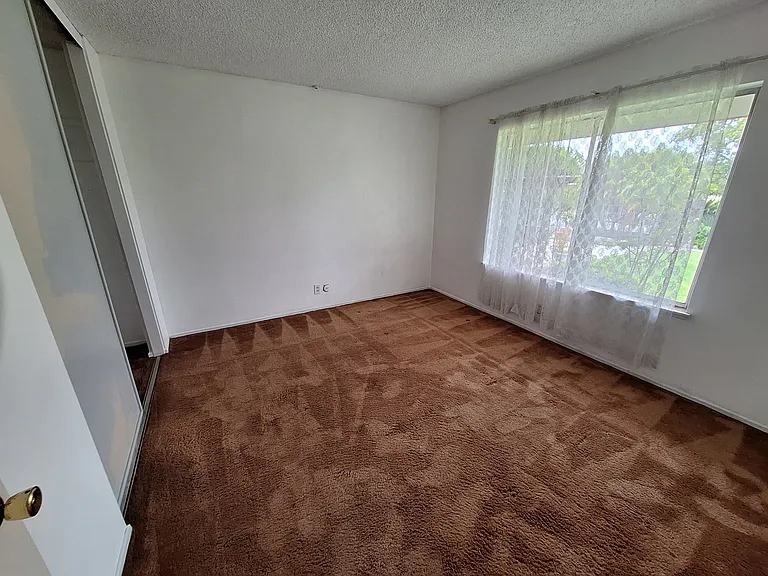 2822 E Alden Pl — Photo 9
