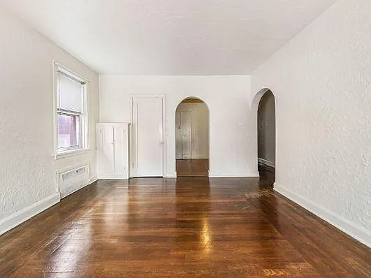 Building Photo - 5556 Covode St #1