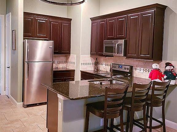 2nd image of 13302 Meridian Heights Ct