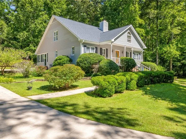 307A E Steeple Chase Rd, Pleasant Garden, NC 27313