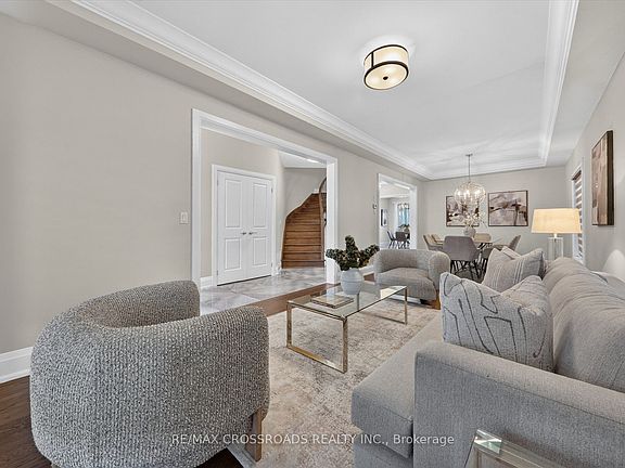 5th image of 2124 Rudell Rd