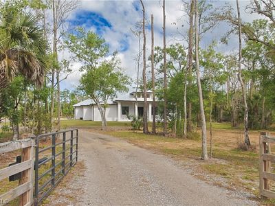 19401 Witts End, Alva, FL, 33920
