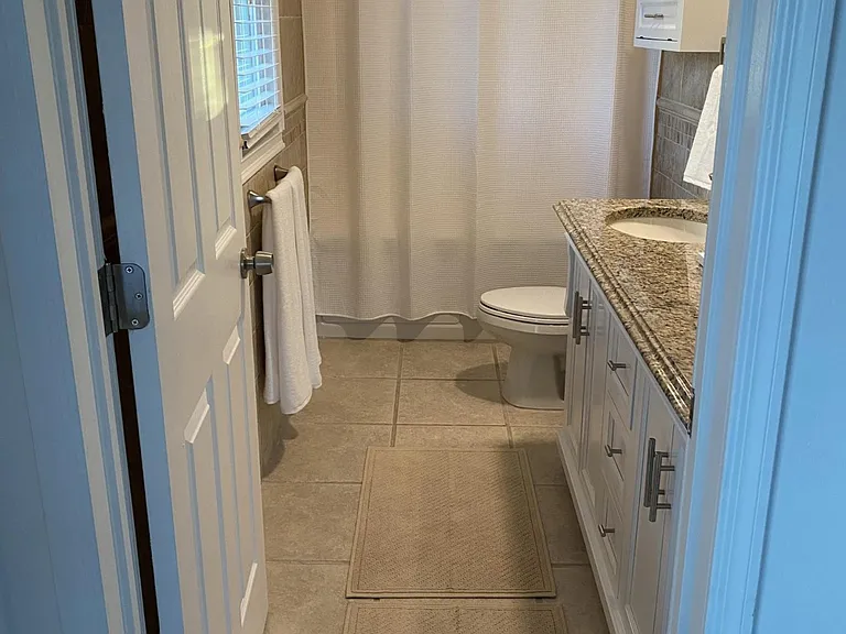 8 Rosalyn Dr — Photo 36