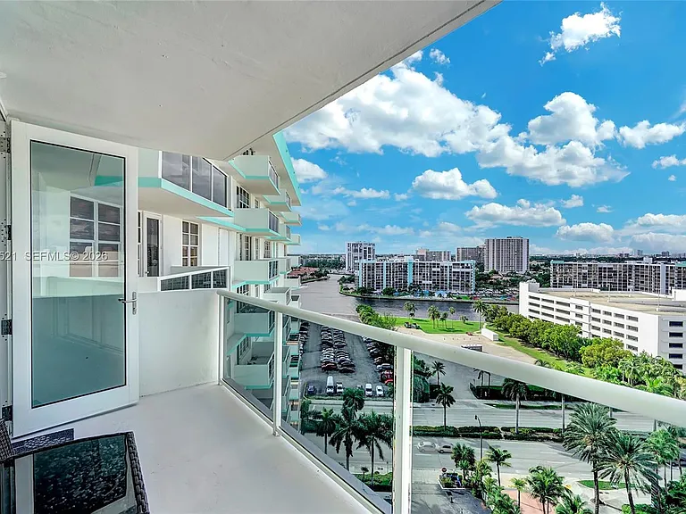 3725 S Ocean Dr #1519 — Photo 20