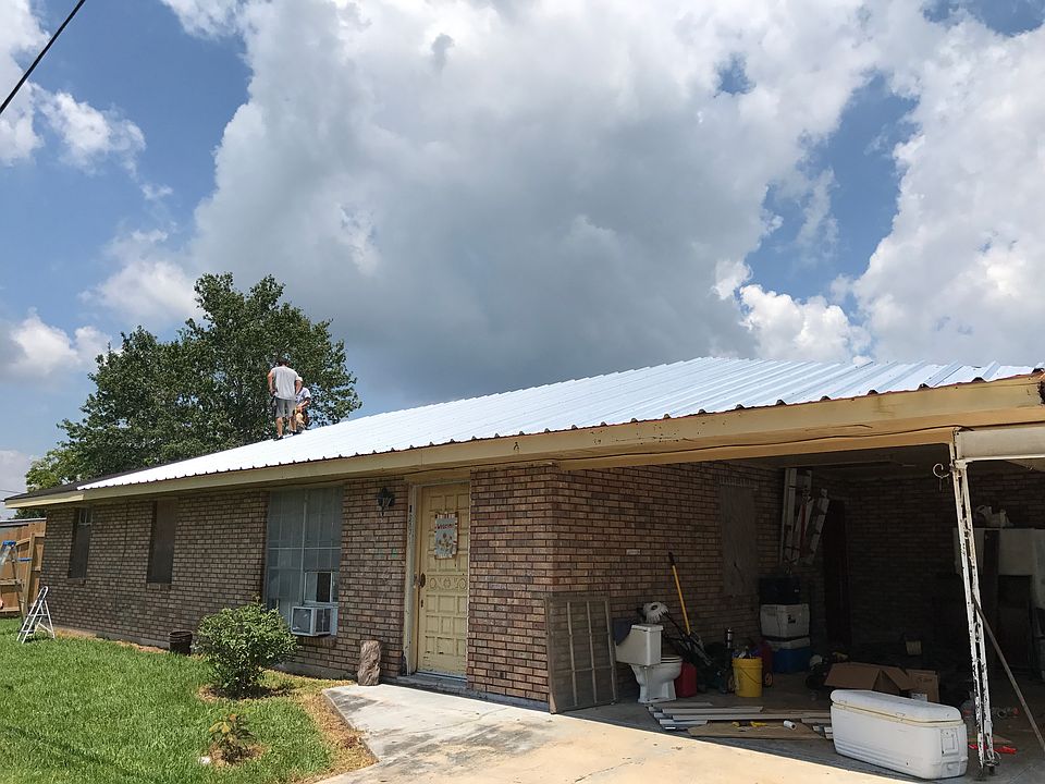 Metal roof 8/0/17 