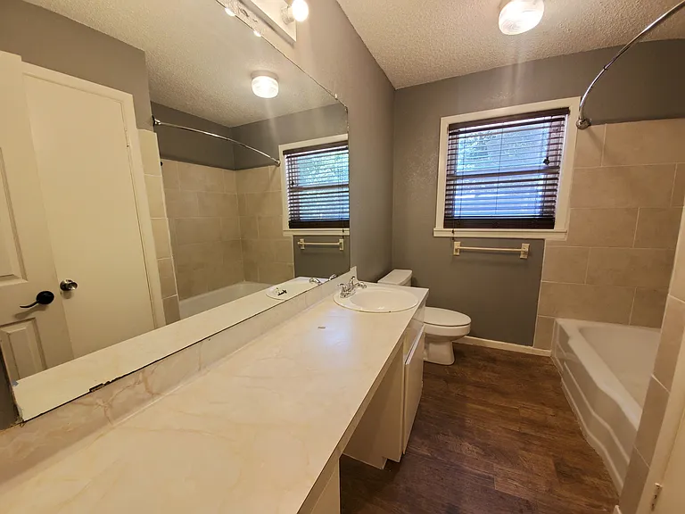 2340 Gish Ln — Photo 9