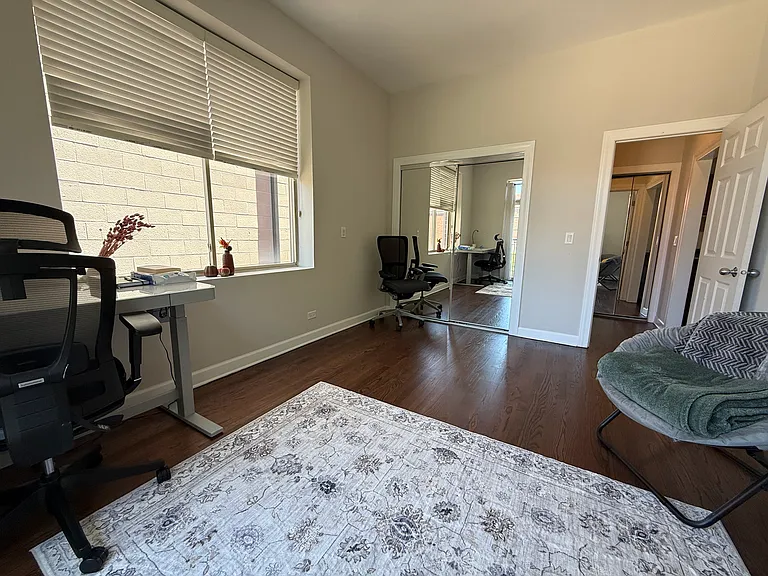 1329 W Loyola Ave #3C — Photo 11