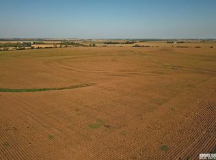 628 S 51st Rd, Beatrice, NE 68310