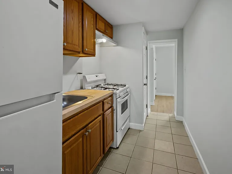 182 36th St NE #2 — Photo 14