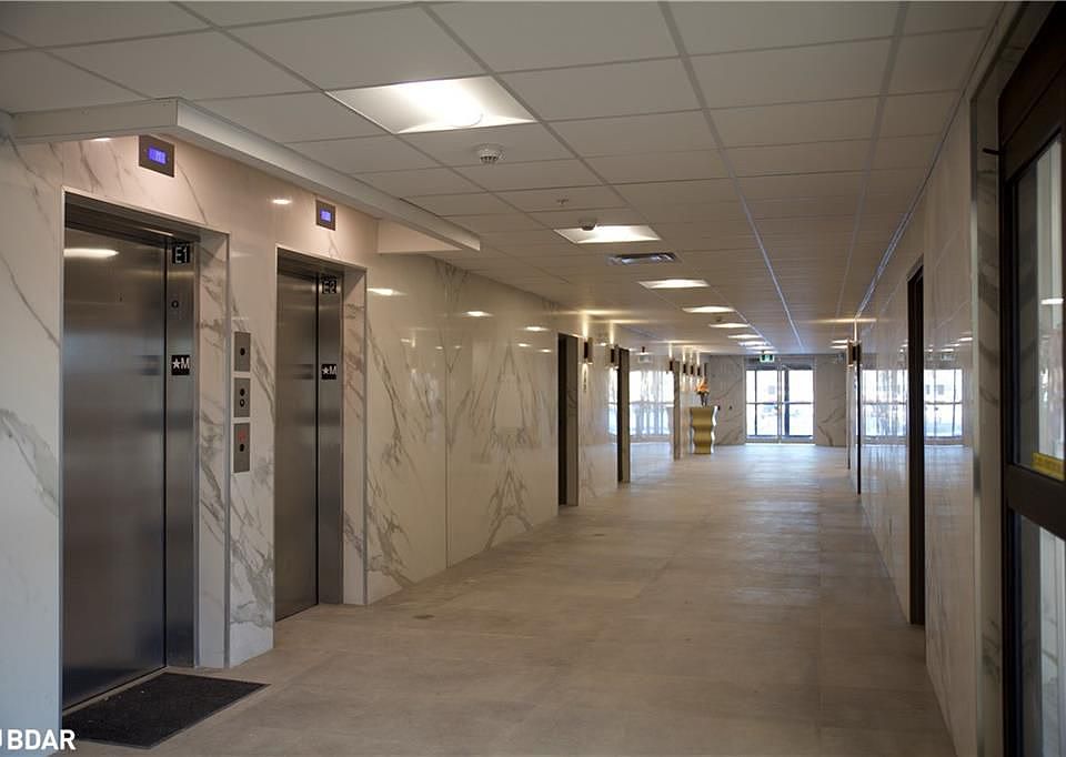 2nd image of 75 Barrie Rd #525