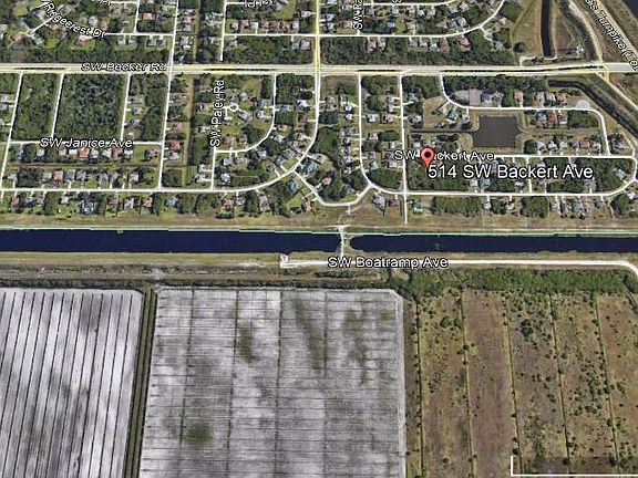 4th image of 514 SW Backert Ave