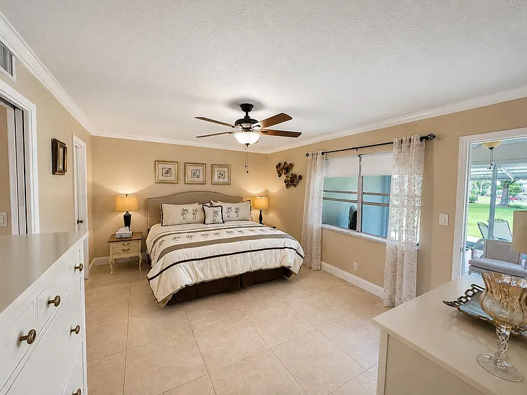 512 High Point Dr #C — Photo 6
