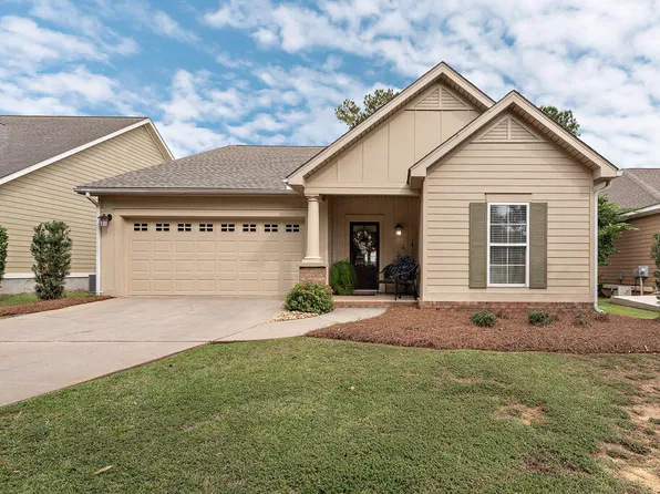 129 Lilac Ln, Dothan, AL 36305