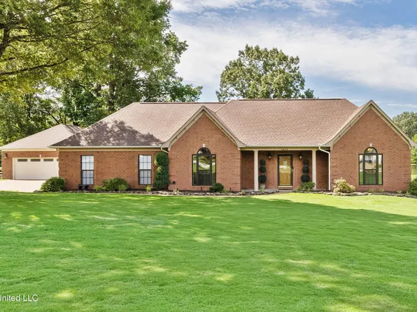 2075 Wood Hill Dr, Horn Lake, MS 38637